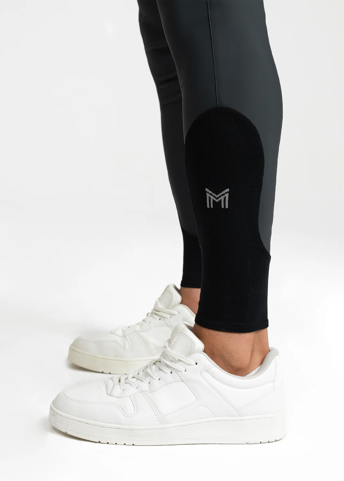 Motion Breeches (Vulcan) - Image 13