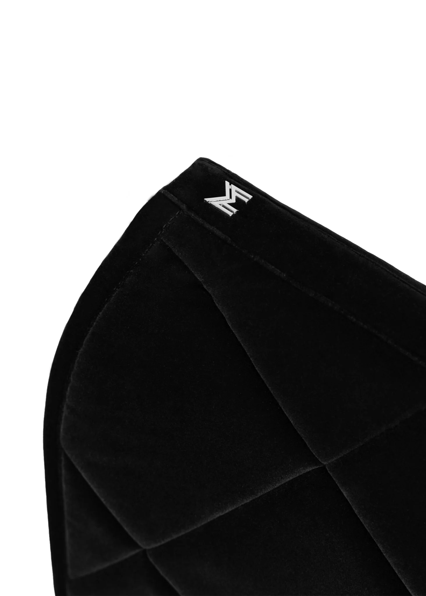 Velvet Dressage Saddle Pad (Black) - Image 7