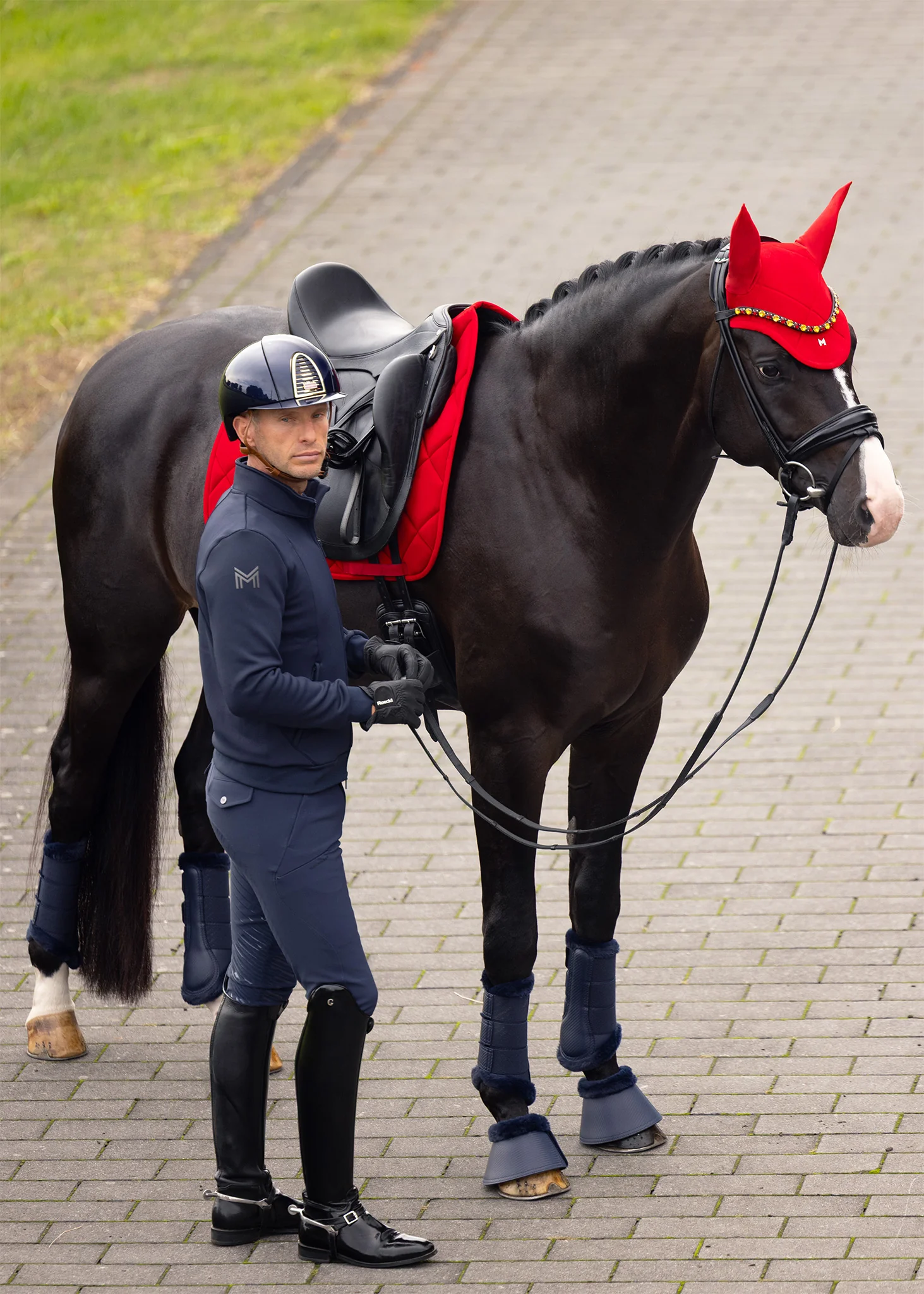 Velvet Dressage Saddle Pad (Crimson) - Image 4