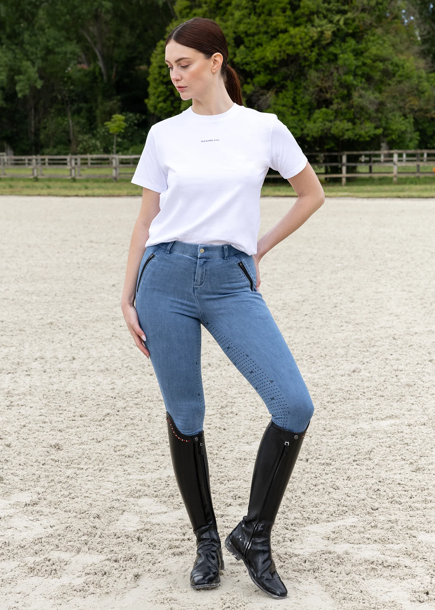 Women Symbol T-Shirt (White/Navy) - Image 5